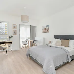 Apartament Minimalist Wojciechowskiego With Parking In By Renters, Poznań
